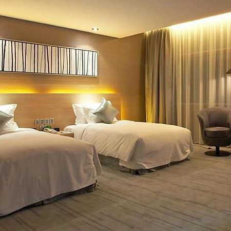 Logosun Hotel 武漢市 エクステリア 写真